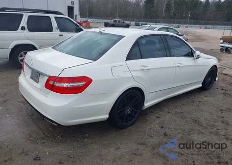 2010 Mercedes-Benz E 350 from USA, damaged, VIN WDDHF5GB6AA065202